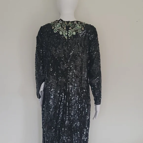 Mac Duggal Black Sequined Column Gown - Picture 11 of 16